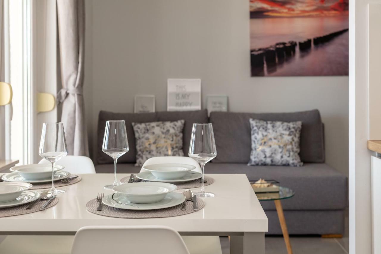 Anja Apartman *